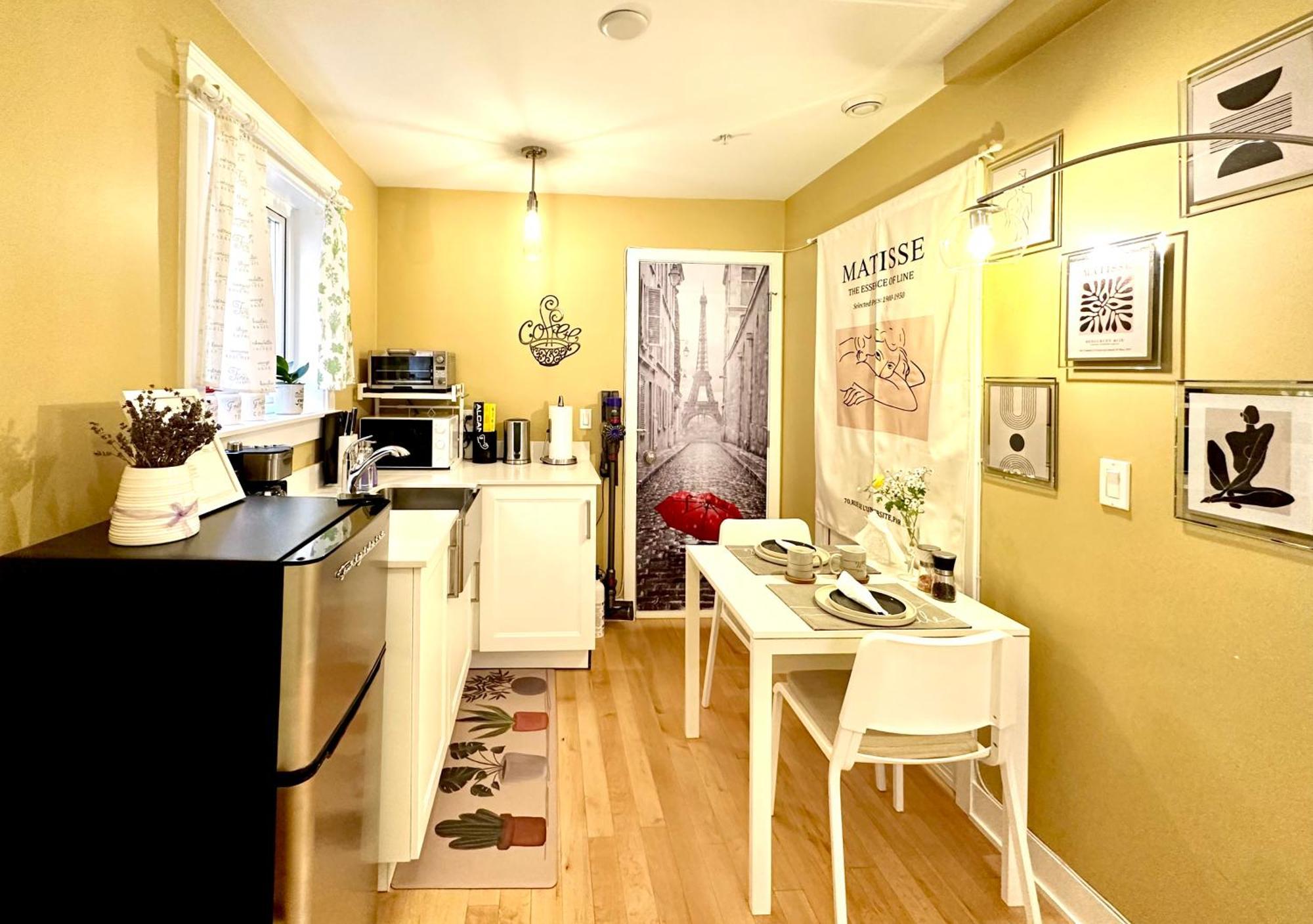 Private Guest Suite 10Mins To Downtown - King Bed - Bathtub - Free Parking Vancouver Exterior foto